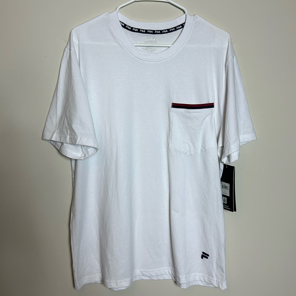 NWT FILA Men’s‎ Short Sleeve Cotton Front Pocket Tee Size Large